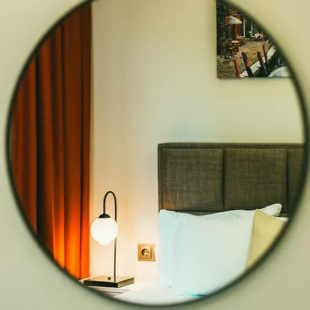 Apartment Retro No 7, Cleopatra